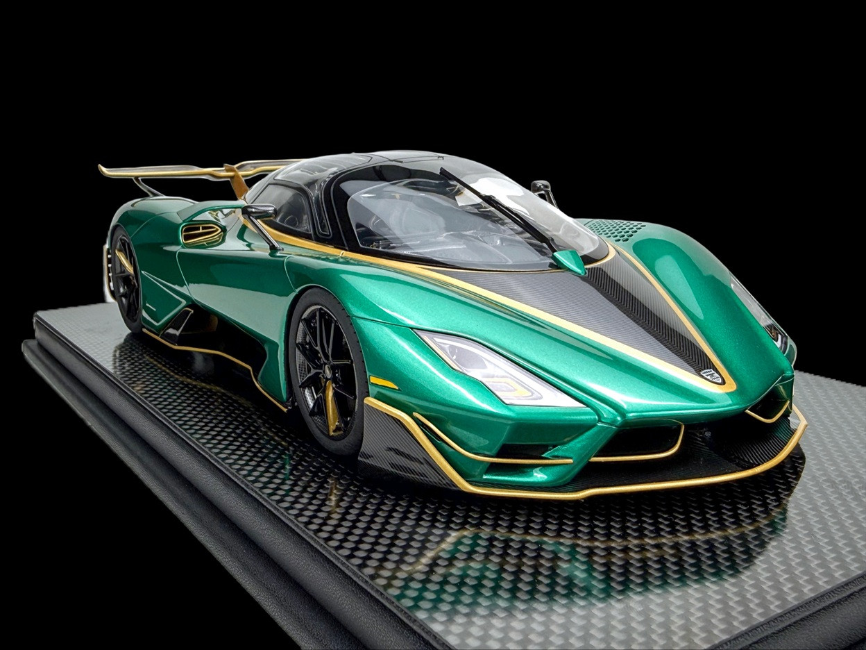 1/18 Frontiart SSC Tuatara Striker (Green) Car Model Limited 100 Pieces