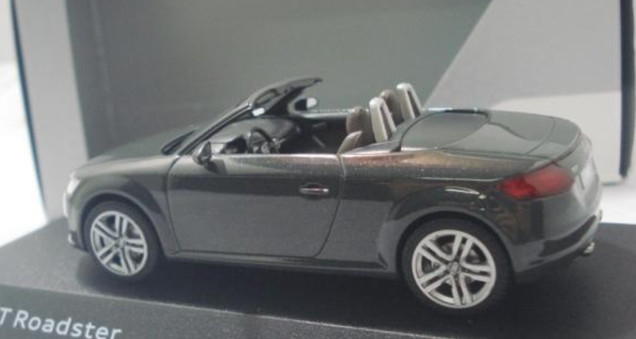 1/43 Dealer Edition Audi TT Roadster (Grey) Diecast Car Model