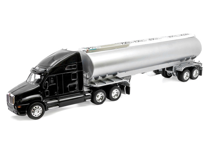 1/32 Welly Kenworth T2000 Semi Truck (Black with Silver Tanker Trailer) Transporter Diecast Model