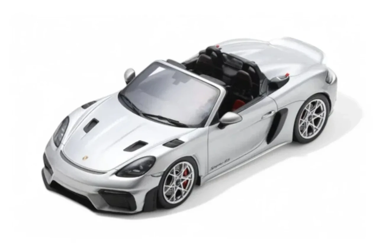 1/18 Schuco 2023 Porsche 718 Spyder RS (GT Silver) Car Model