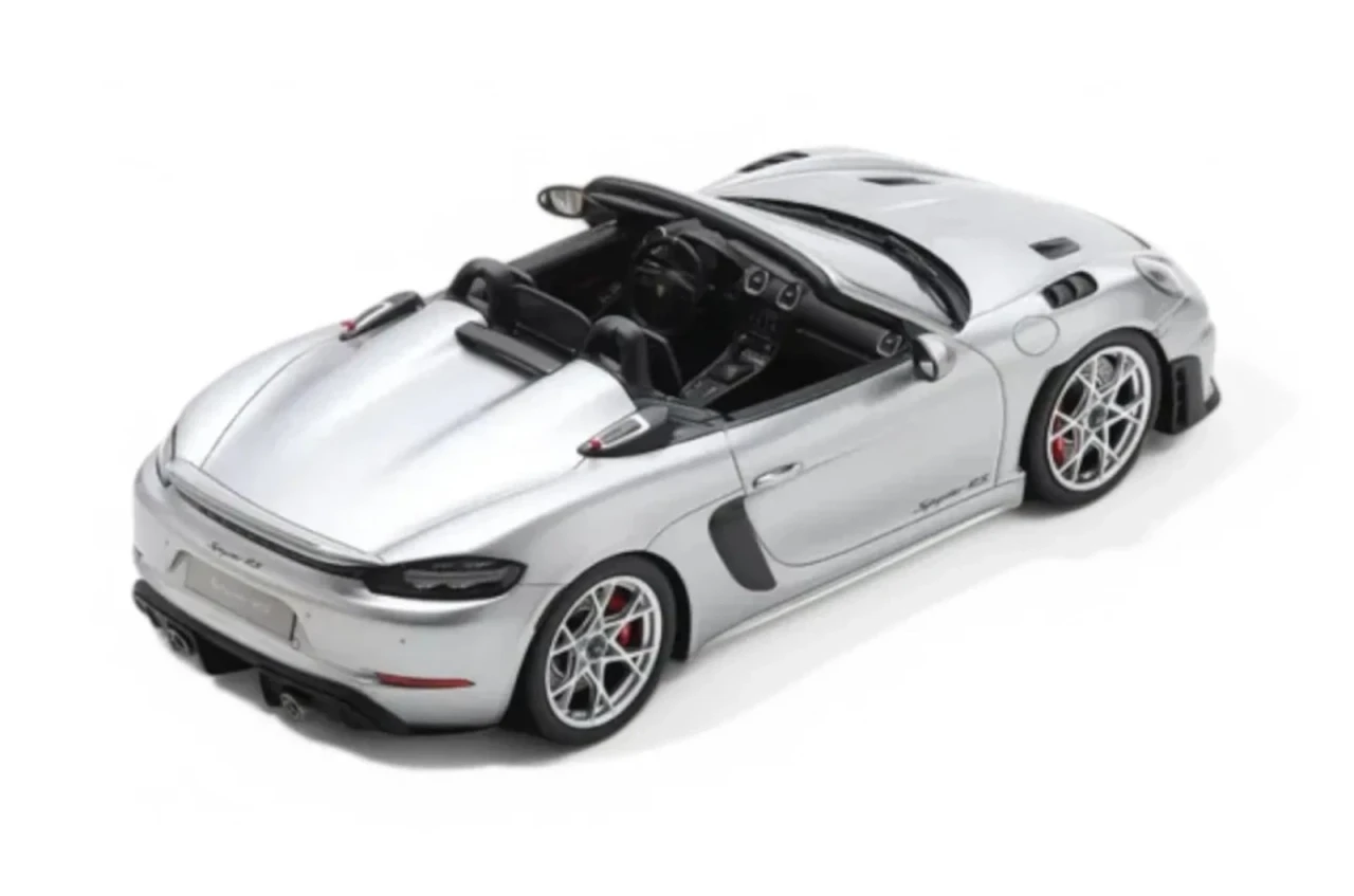 1/18 Schuco 2023 Porsche 718 Spyder RS (GT Silver) Car Model
