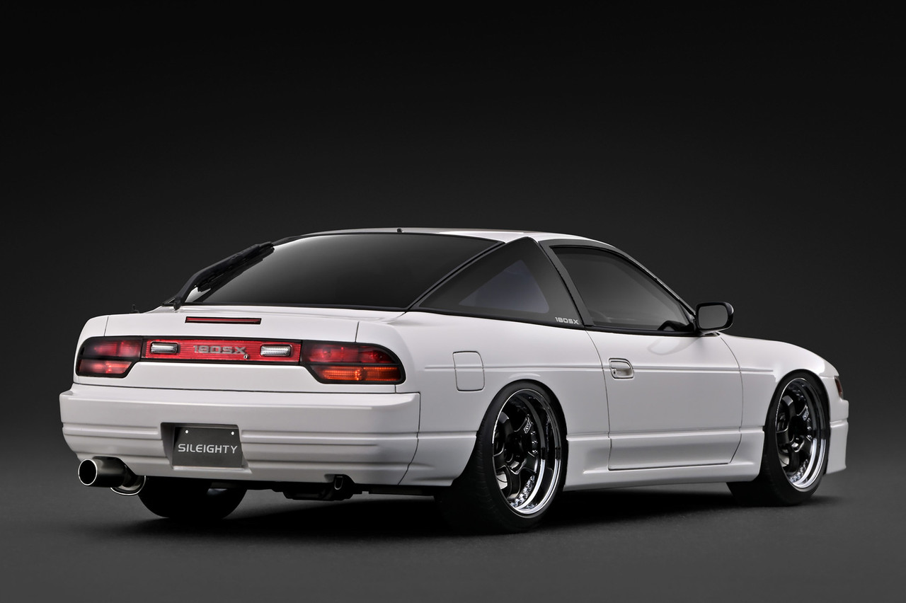 1/18 Ignition Model Nissan Sileighty (White Metallic) Car Model