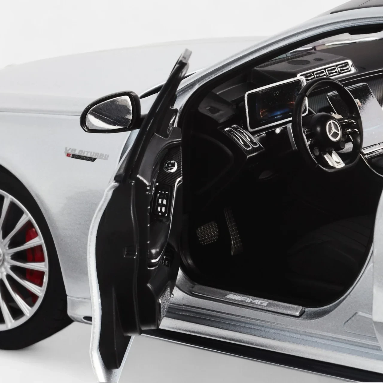 1/18 NZG 2026 Mercedes-AMG S 63 E Performance (High-Tech Silver) Diecast Car Model