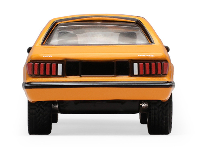 1/64 Greenlight 1982 Ford Fox Mustang (Medium Vanilla Yellow) Diecast Car Model