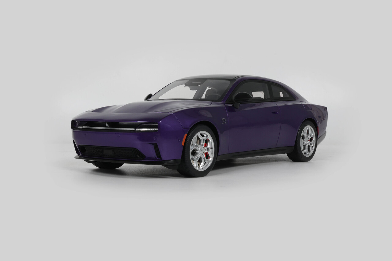 1/18 GT Spirit 2024 Dodge Charger Daytona R/T (Plum Crazy Purple) Car Model