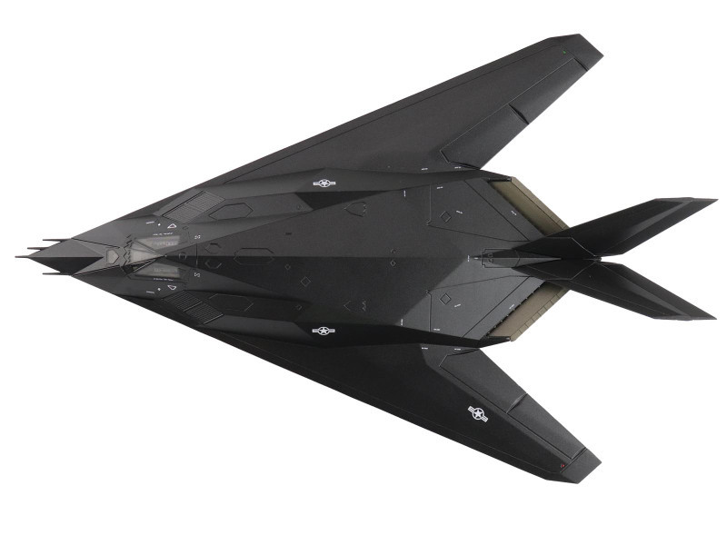 Lockheed YF-117 Nighthawk Stealth Aircraft "79-10782 410th FTS Edwards AFB" (2005) United States Air Force "Air Power Series" 1/72 Diecast Model by Hobby Master