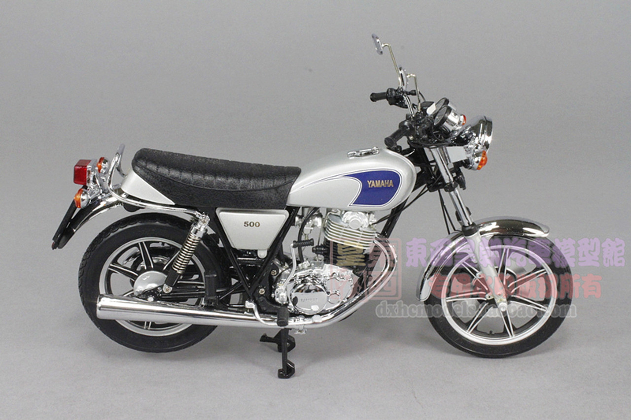 【定番品質保証】1/10 YAMAHA SR 500 オートバイ