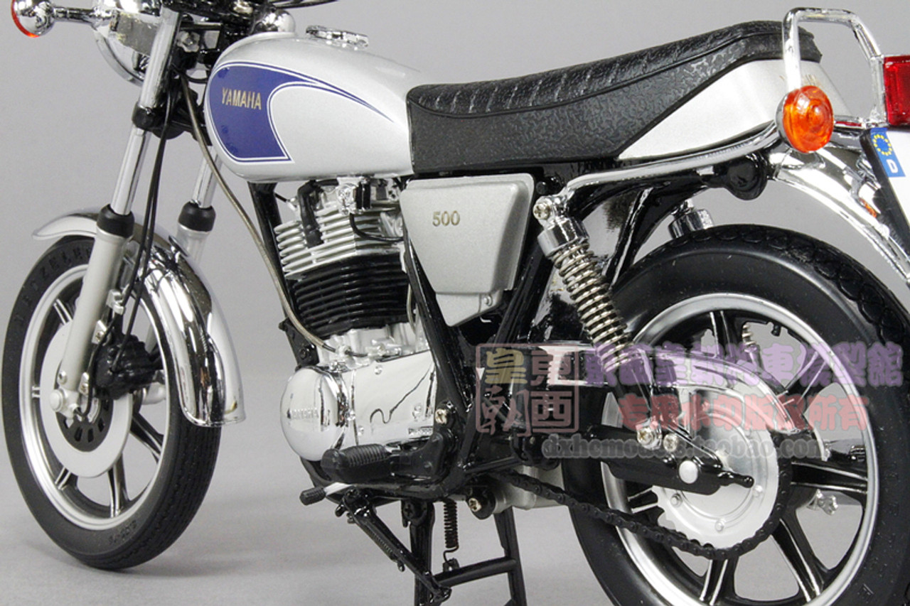 【定番品質保証】1/10 YAMAHA SR 500 オートバイ