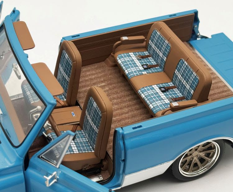 1/18 ACME 1969 Chevrolet Blazer K/5 2WD Street Custom (Blue) Diecast Car Model