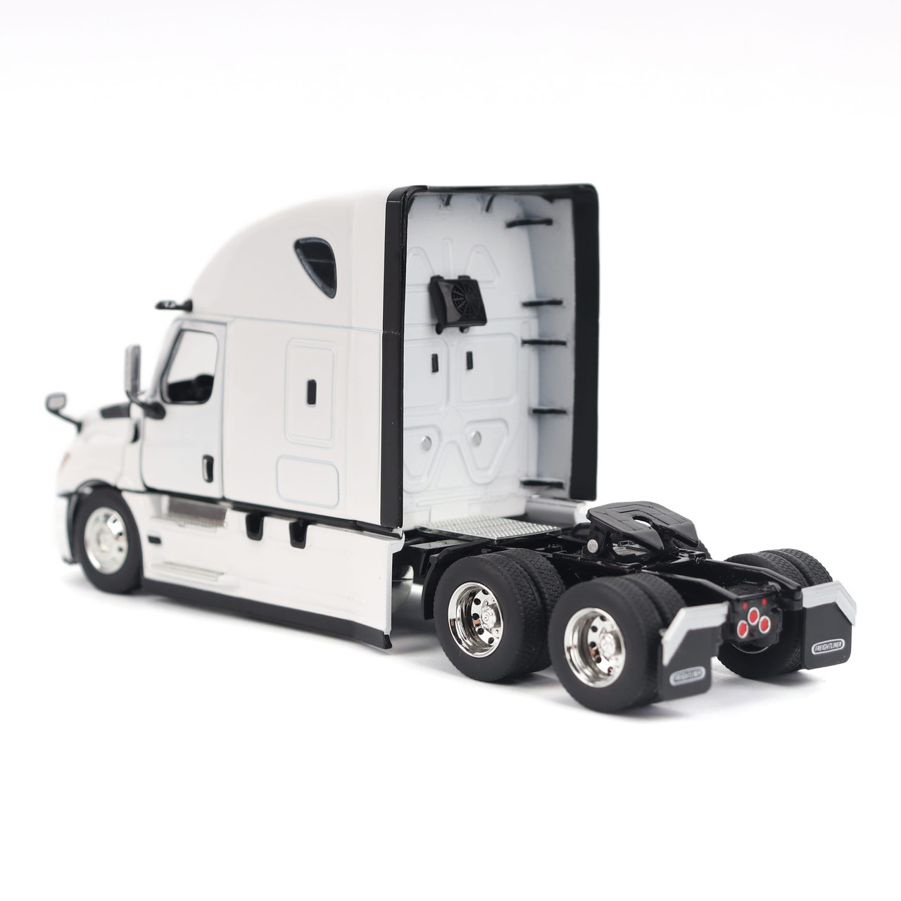 1/50 Diecast Masters Freightliner Cascadia Gen-5 (2025) Tractor (Winter White) Diecast Model