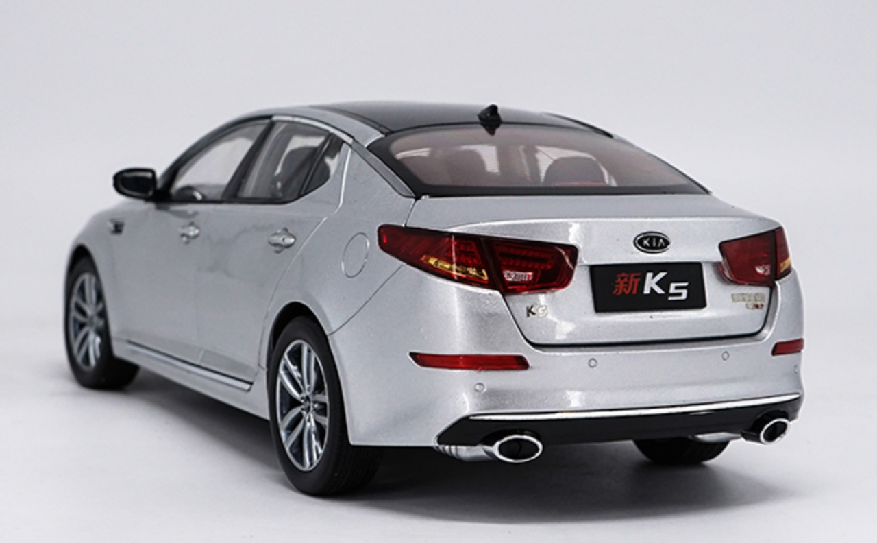 1/18 Dealer Edition 2014 KIA OPTIMA / K5 (Silver) Diecast Car Model