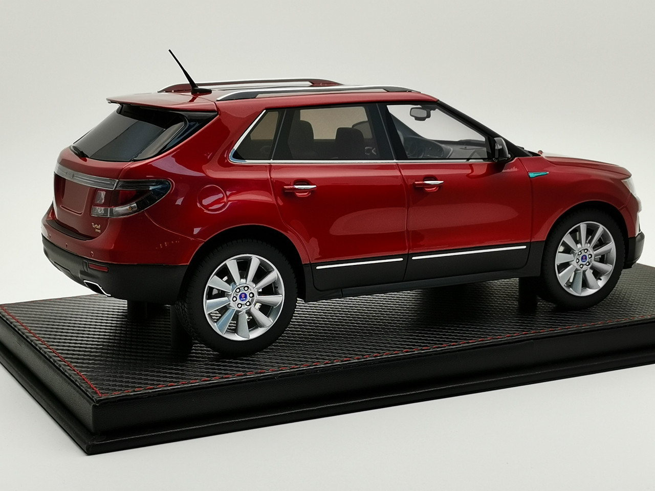 1/18 Topwing Saab 9-4X (Red) Resin Car Model Limited