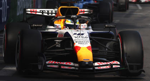 1/43 Spark Visa Cash App Racing Bulls Formula One Team VCARB 03 No.41 6th Monaco GP 2026  Arvid Lindblad  (With pit board) Car Model