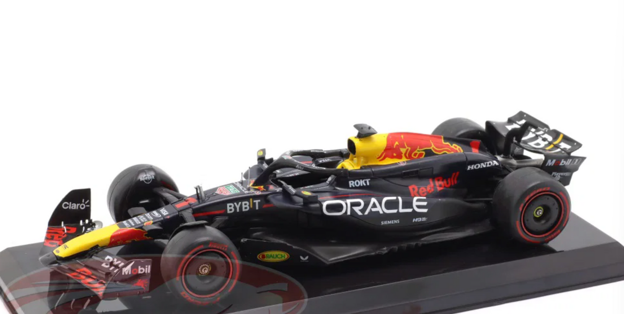 1/24 Premium Collectibles 2024 F1 Max Verstappen Red Bull RB20 #1 Formula 1 World Champion Diecast Car Model