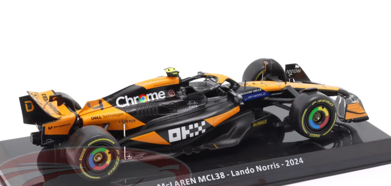 1/24 Premium Collectibles 2024 F1 Lando Norris McLaren MCL38 #4 Diecast Car Model