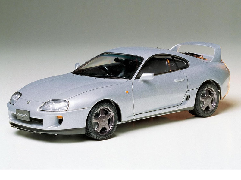 Model Kit Toyota Supra 1/24 Scale Model by Tamiya