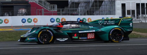 1/64 Spark Aston Martin Valkyrie No.009 ASTON MARTIN THOR TEAM Le Mans 24H 2026 A. Riberas – M. Sørensen – R. De Angelis Car Model