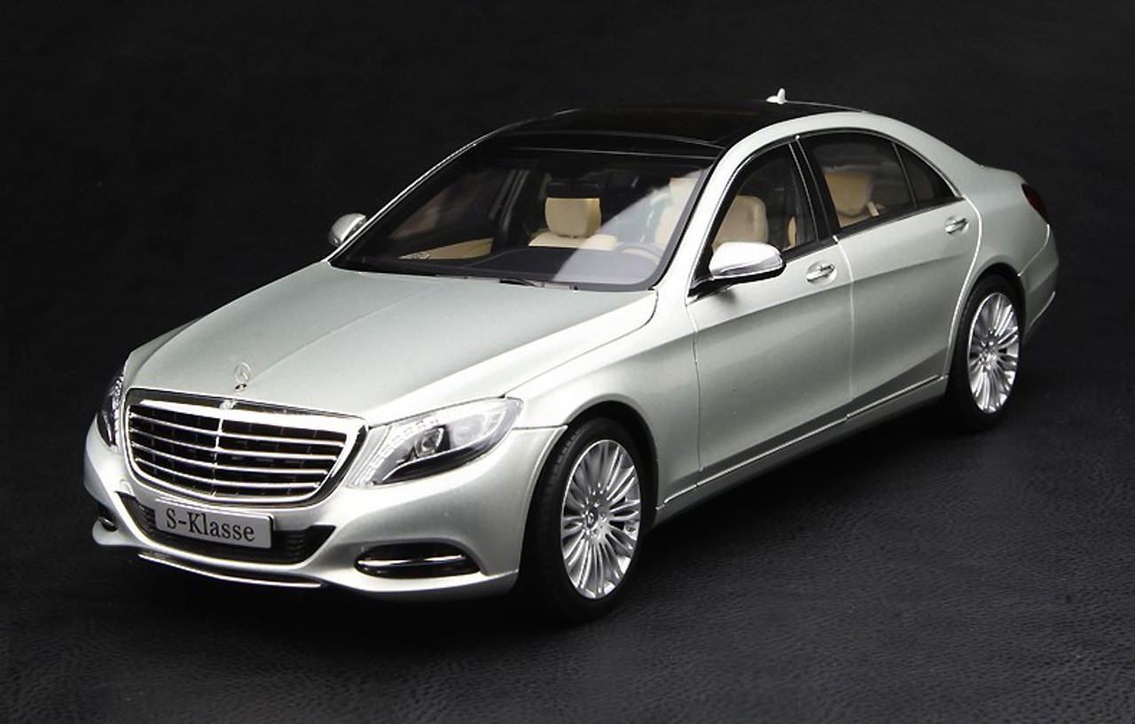 1/18 MERCEDES-BENZ S-CLASS S-KLASSE W222 (SILVER) CAR MODEL!