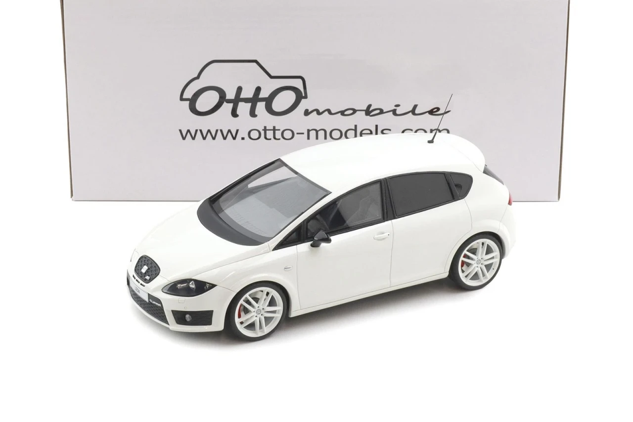 1/18 OTTO 2010 Seat Leon MK2 Cupra R (White) Car Model