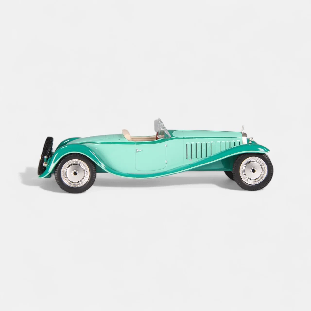 1/43 NZG Bugatti Type 41 Royale Roadster "Esders" (Green) Car Model