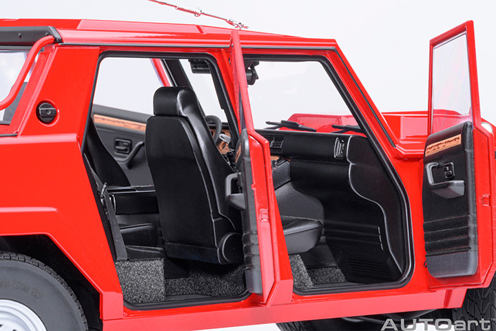 1/18 AUTOart Lamborghini LM002 (Rosso Siviglia Red) Car Model