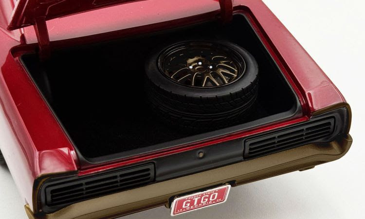 1/18 ACME 1966 Pontiac GTO Street Fighter (Red) Diecast Car Model