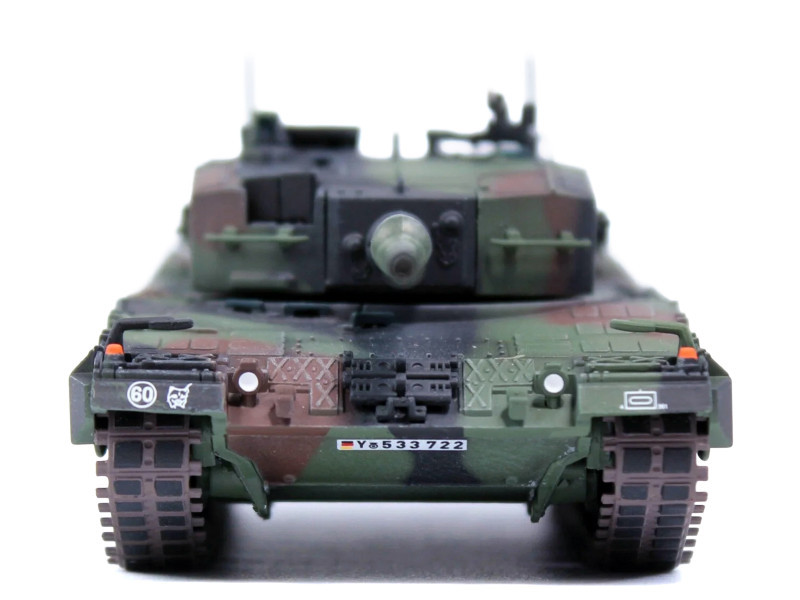 Leopard 2A4 Main Battle Tank "Bundeswehr 361st Panzer Battalion Certain Challenge West Germany" (1988) West German Army "Armor Premium" Series 1/72 Diecast Model by Panzerkampf
