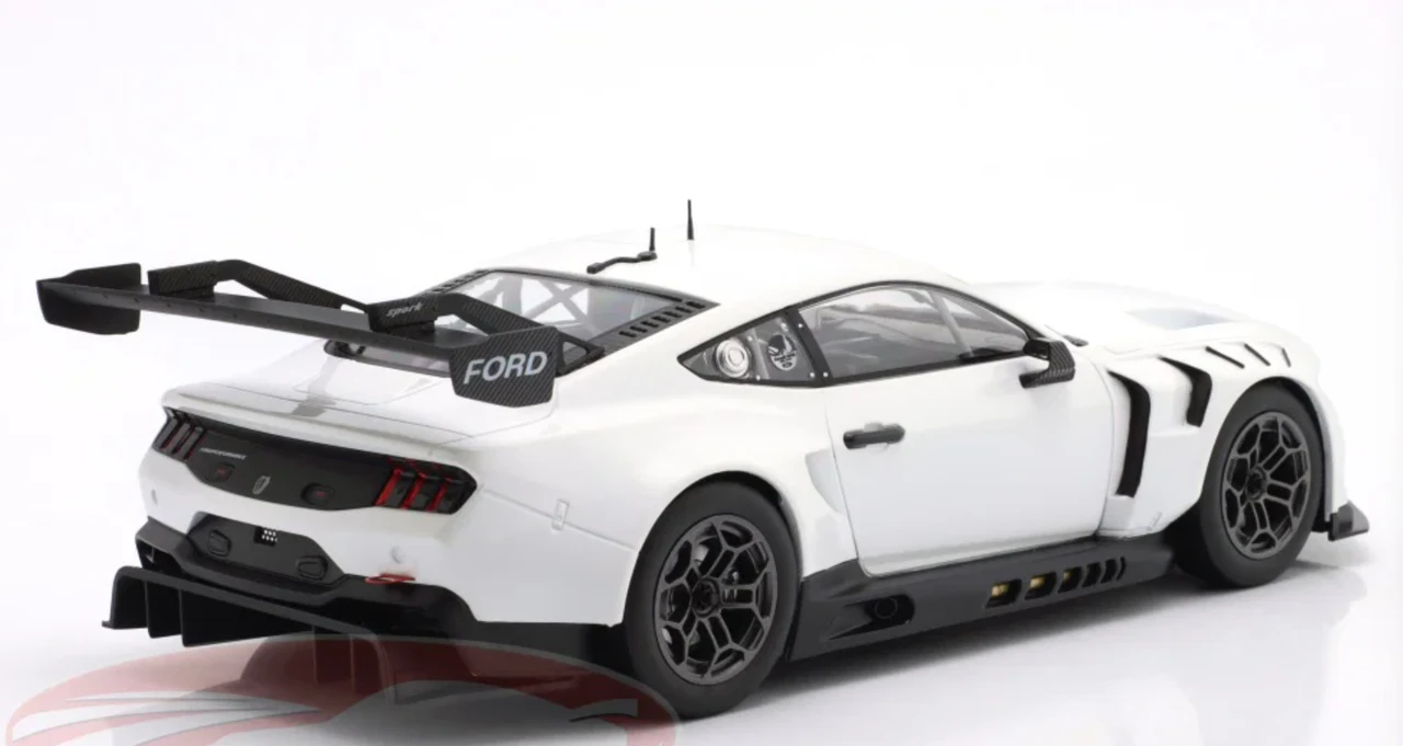 1/18 Ixo 2024 Ford Mustang GT3 Racing Spec Plain Body Version (White) Diecast Car Model