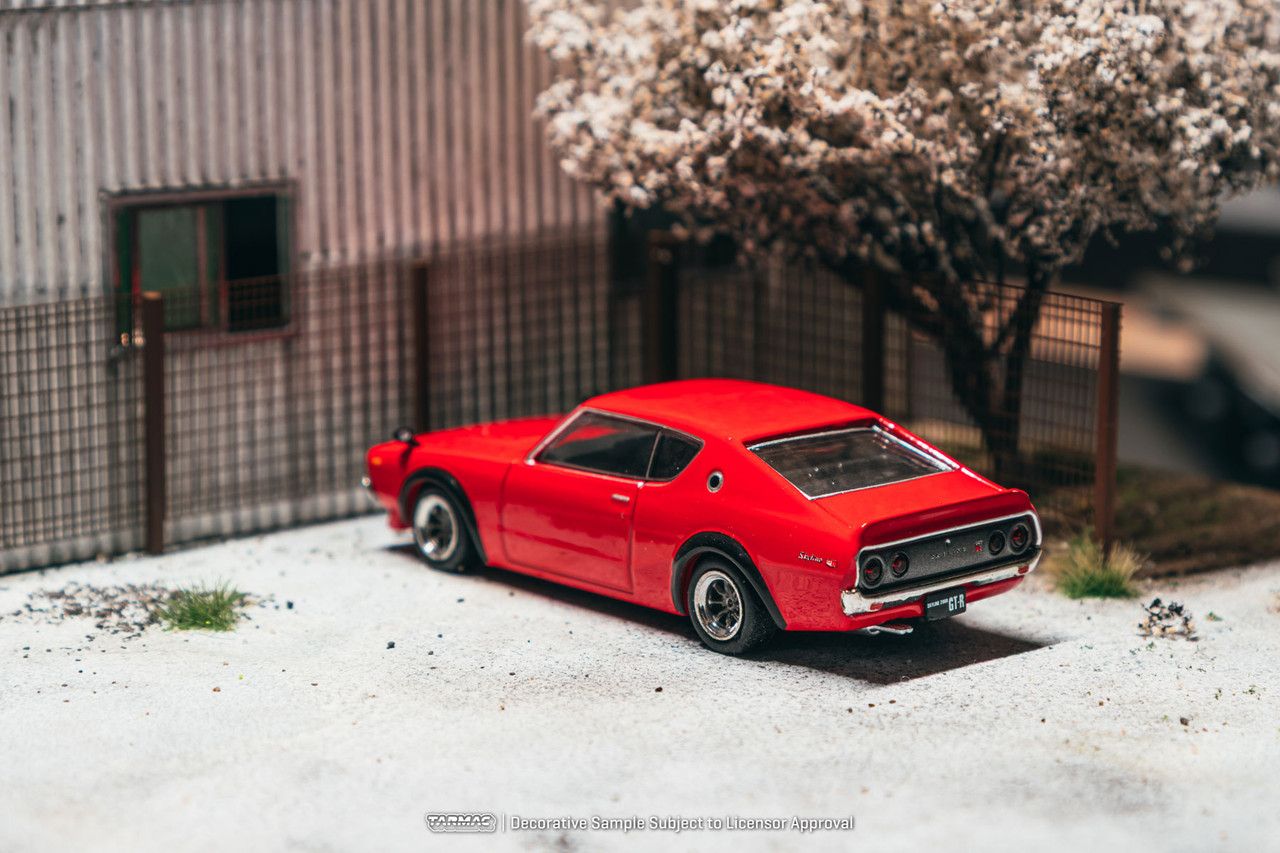 1/64 Tarmac Works Nissan Skyline 2000GT-R (KPGC110) (Red) Diecast Car Model