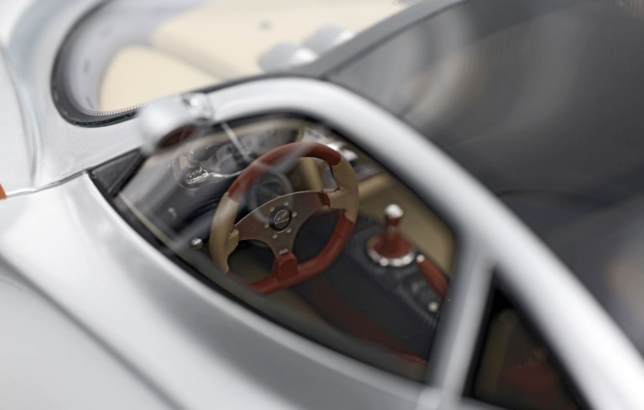 1/18 BBR 1999 Pagani Zonda C12 001 20th Anniversary (Silver) Car Model Limited 20 Pieces with Real Carbon Base