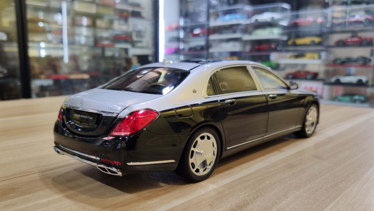 1/18 Almost Real Almostreal Mercedes-Benz MB Mercedes Maybach S650 (Black / Silver) Diecast Car Model