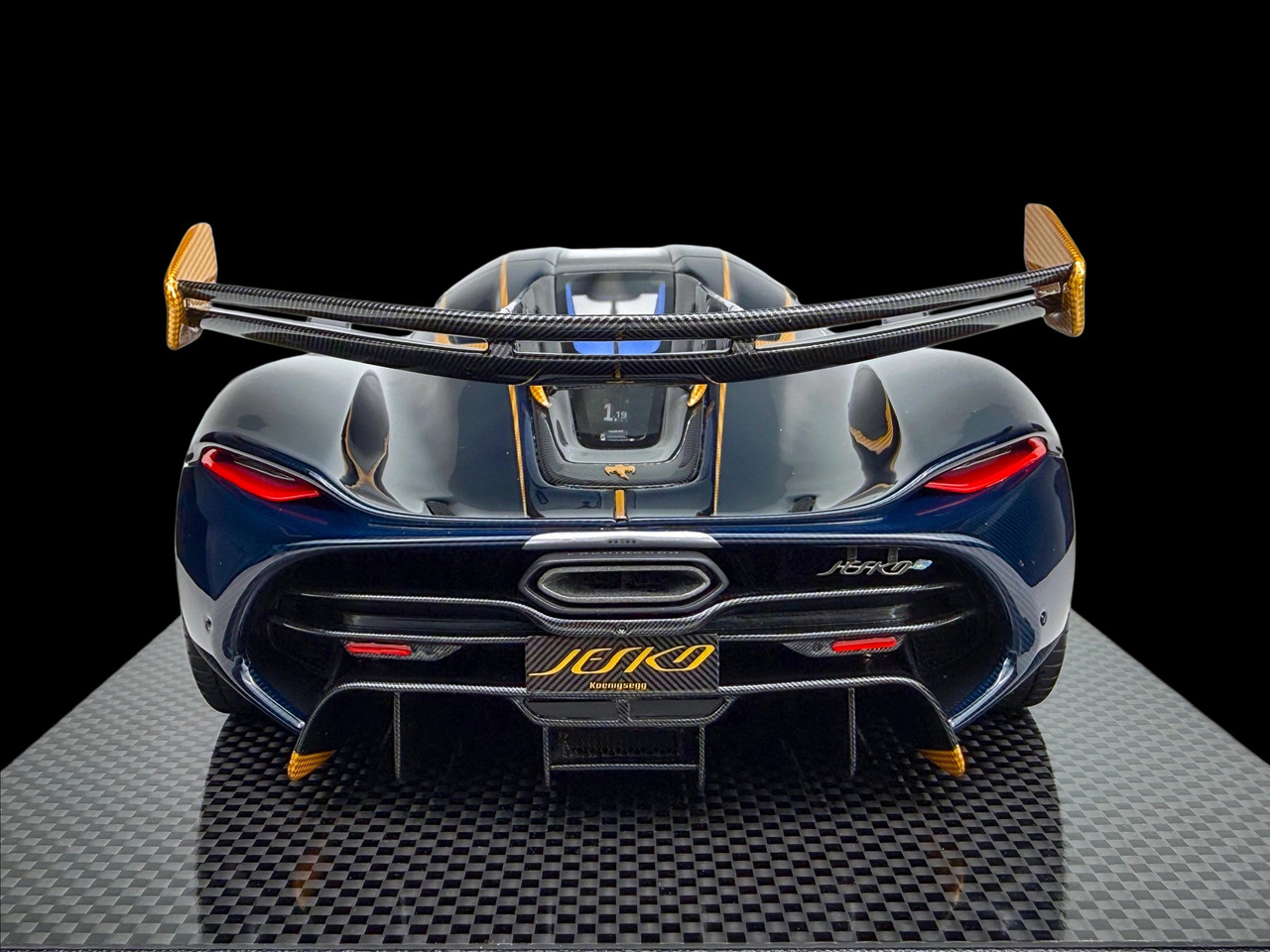 1/18 Frontiart Koenigsegg Jesko #7320 Blue Tinted Carbon Car Model Limited 100 Pieces