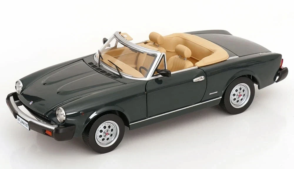 1/18 Touring 1982 Pininfarina Spidereuropa (Dark Green) Diecast Car Model