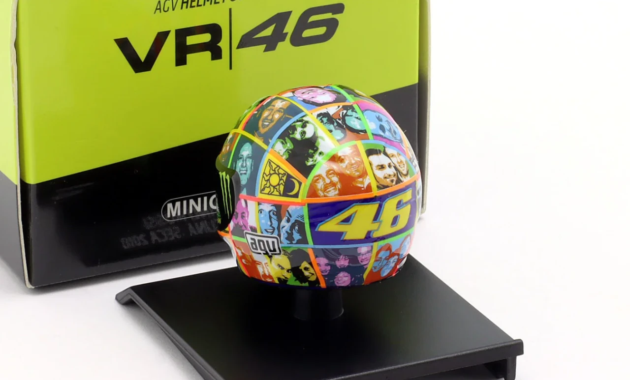 1/10 Minichamps 2010 Valentino Rossi Fiat Yamaha Team #46 3rd Laguna Seca MotoGP Helmet Model