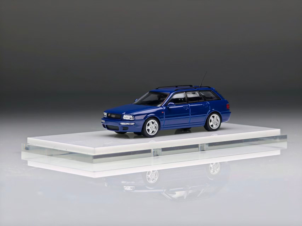 1/64 Dico Model Audi RS2 Avant (Blue) Diecast Car Model