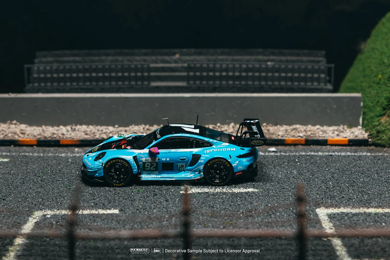 1/64 Tarmac Works 2025 Porsche 911 GT3 R 24h of Le Mans 2025 Winner of LMGT3 Ryan Hardwick, Richard Lietz, Riccardo Pera Diecast Car Model