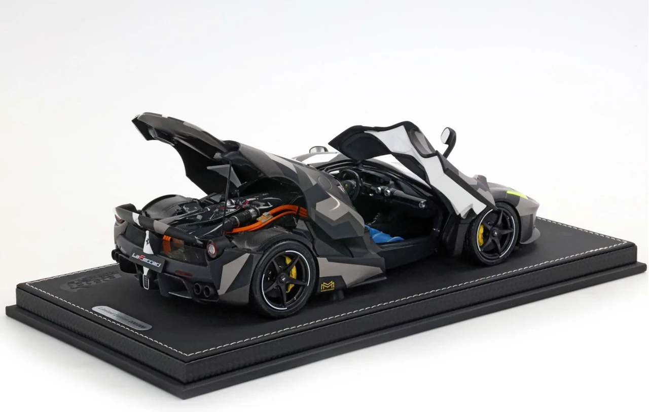 1/18 BBR 2012 Ferrari LaFerrari (White & Grey Camouflage) Full Open Diecast Car Model Special Leather Case Limited 20 Pieces