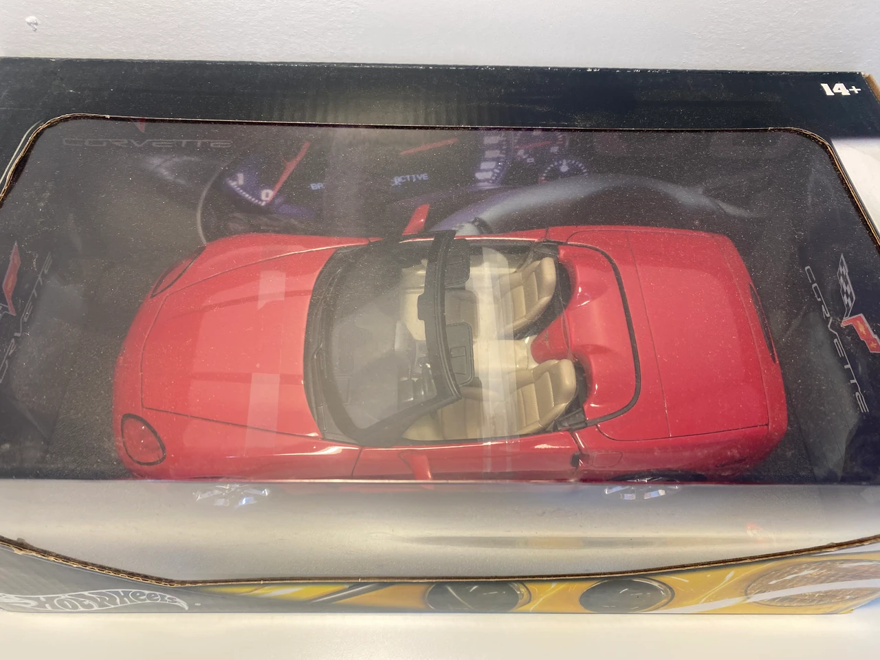 1/18 Hot Wheels Chevrolet Corvette C6 Convertible (Red) Diecast Car Model