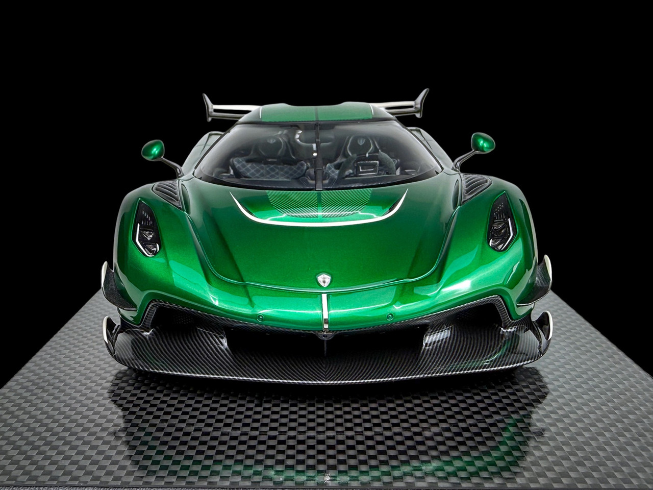 1/18 Frontiart Koenigsegg Jesko #7555 (Manz Green) Car Model Limited 100 Pieces