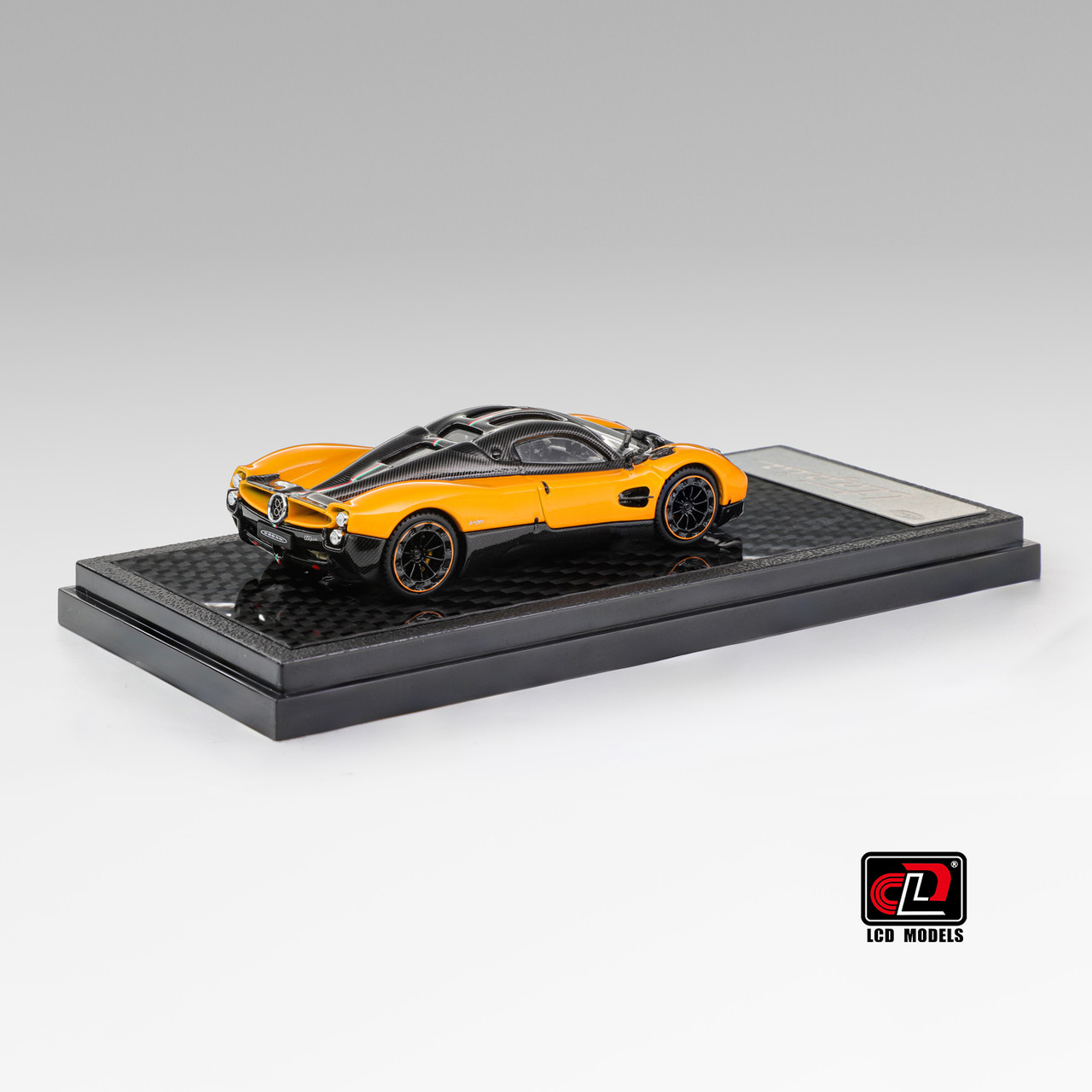 1/64 LCD Pagani Utopia (Yellow) Diecast Car Model