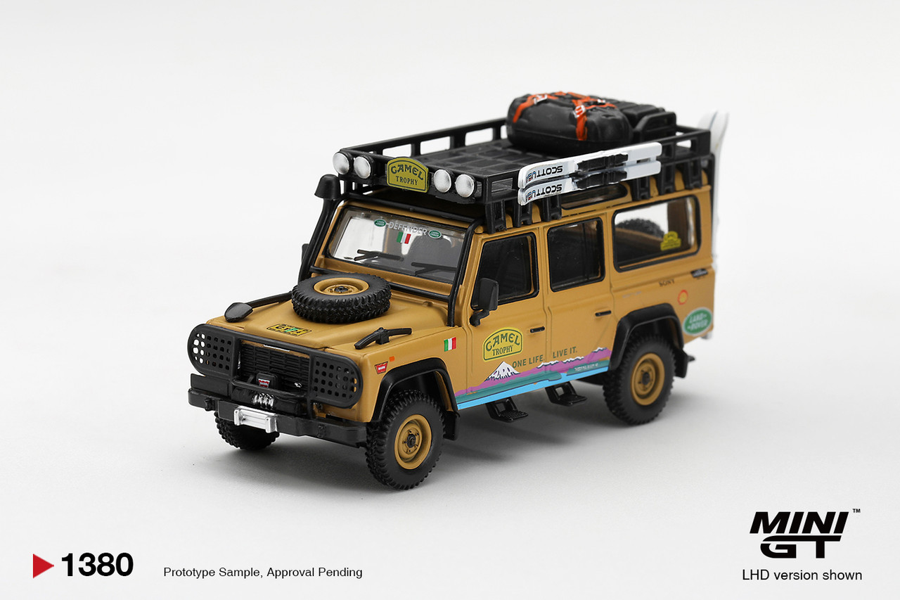 1/64 Mini GT 1998 Land Rover Defender 110 Camel Trophy Tierra del Fuego CT.24 Italy Diecast Car Model