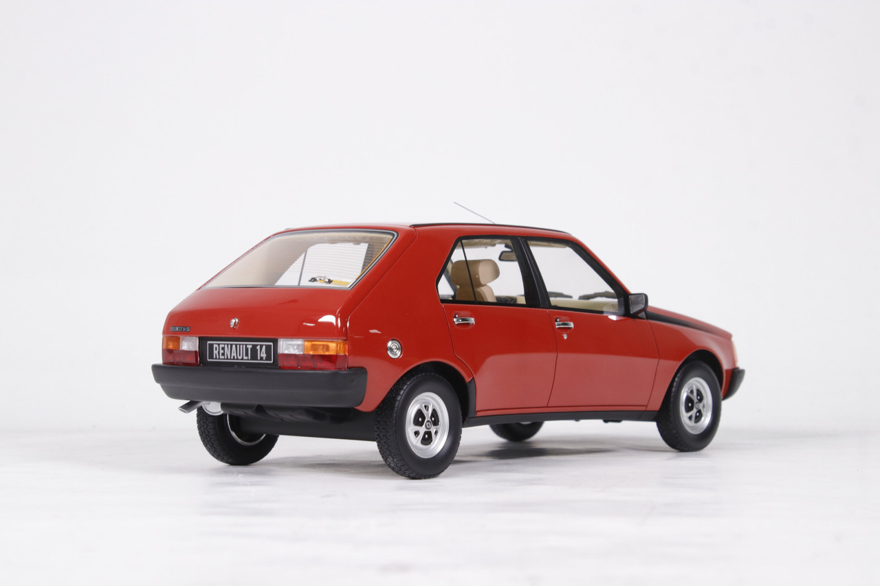 1/18 OTTO 1983 Renault 14 TS Rouge 705 (Red) Car Model