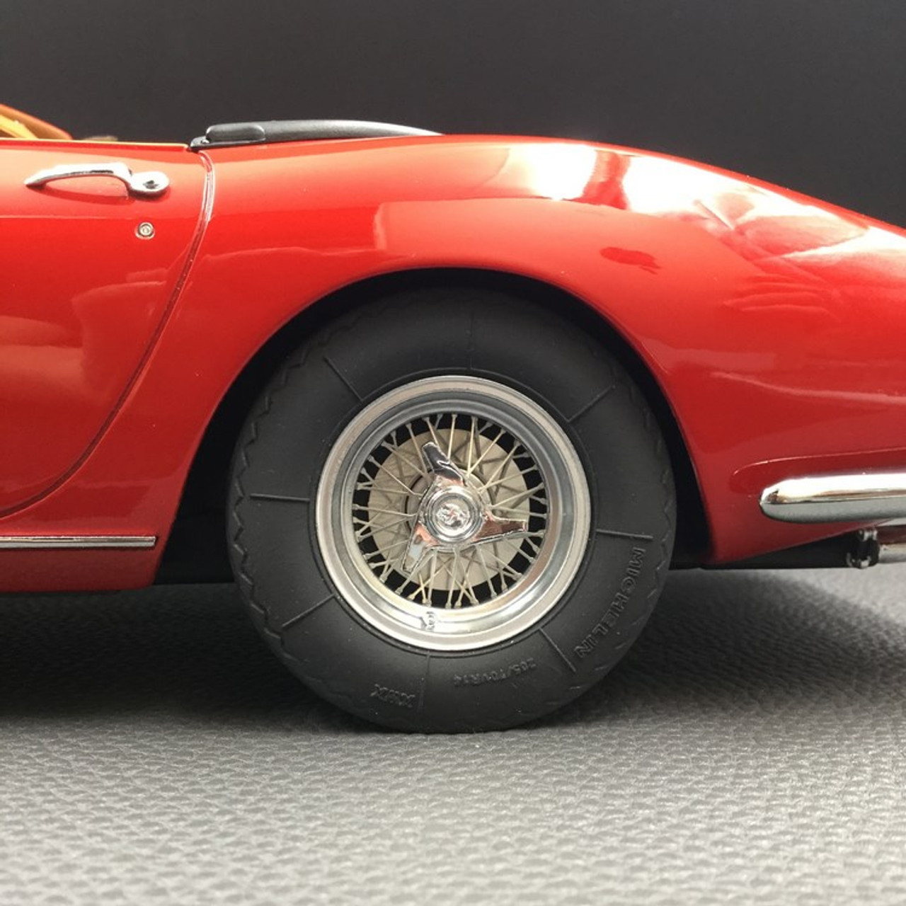 1/12 Top Marques Ferrari 275 GTB/4 GTB (Red) Car Model