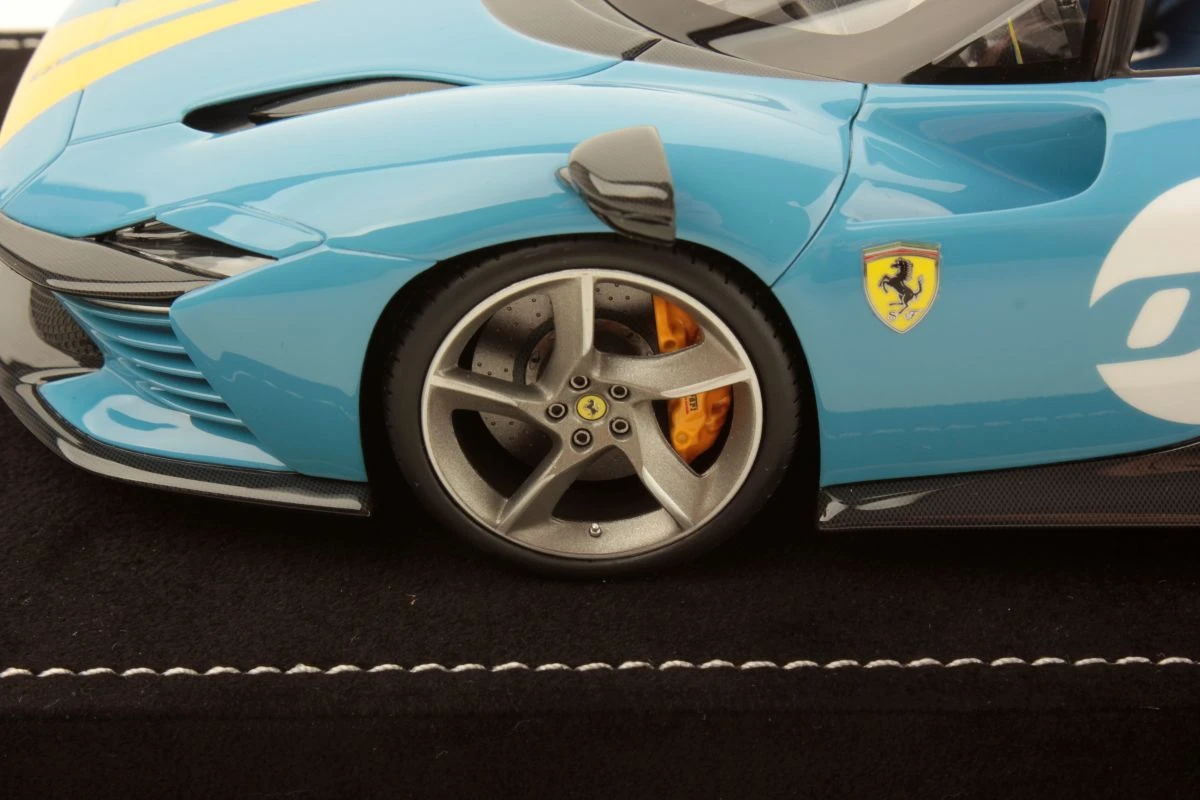 1/18 MR Collection Ferrari Daytona SP3 (Azzurro Le Castellet Blue with Giallo Modena Yellow Livery) Car Model Limited 5 Pcs