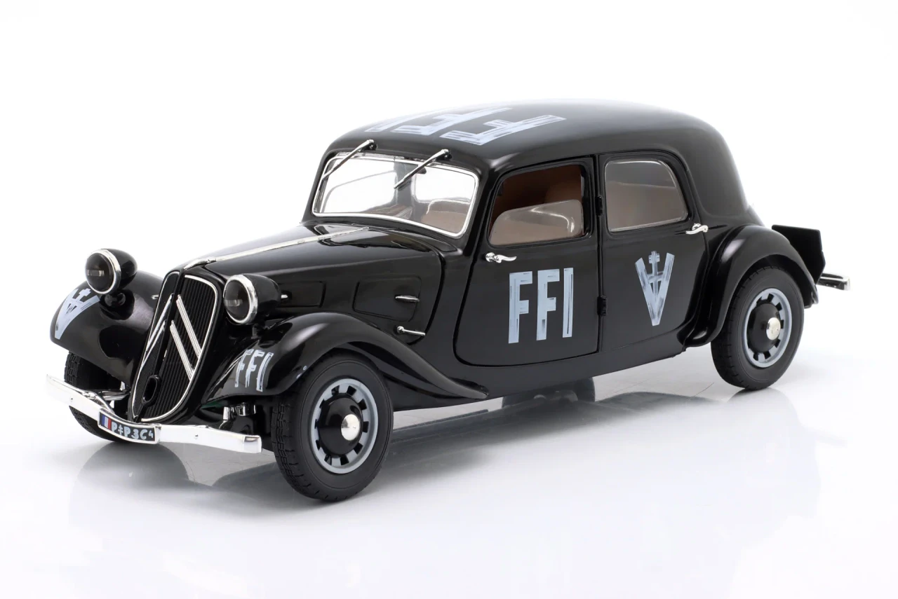 1/18 Solido 1944 Citroen Traction 7 FFI (Black) Diecast Car Model