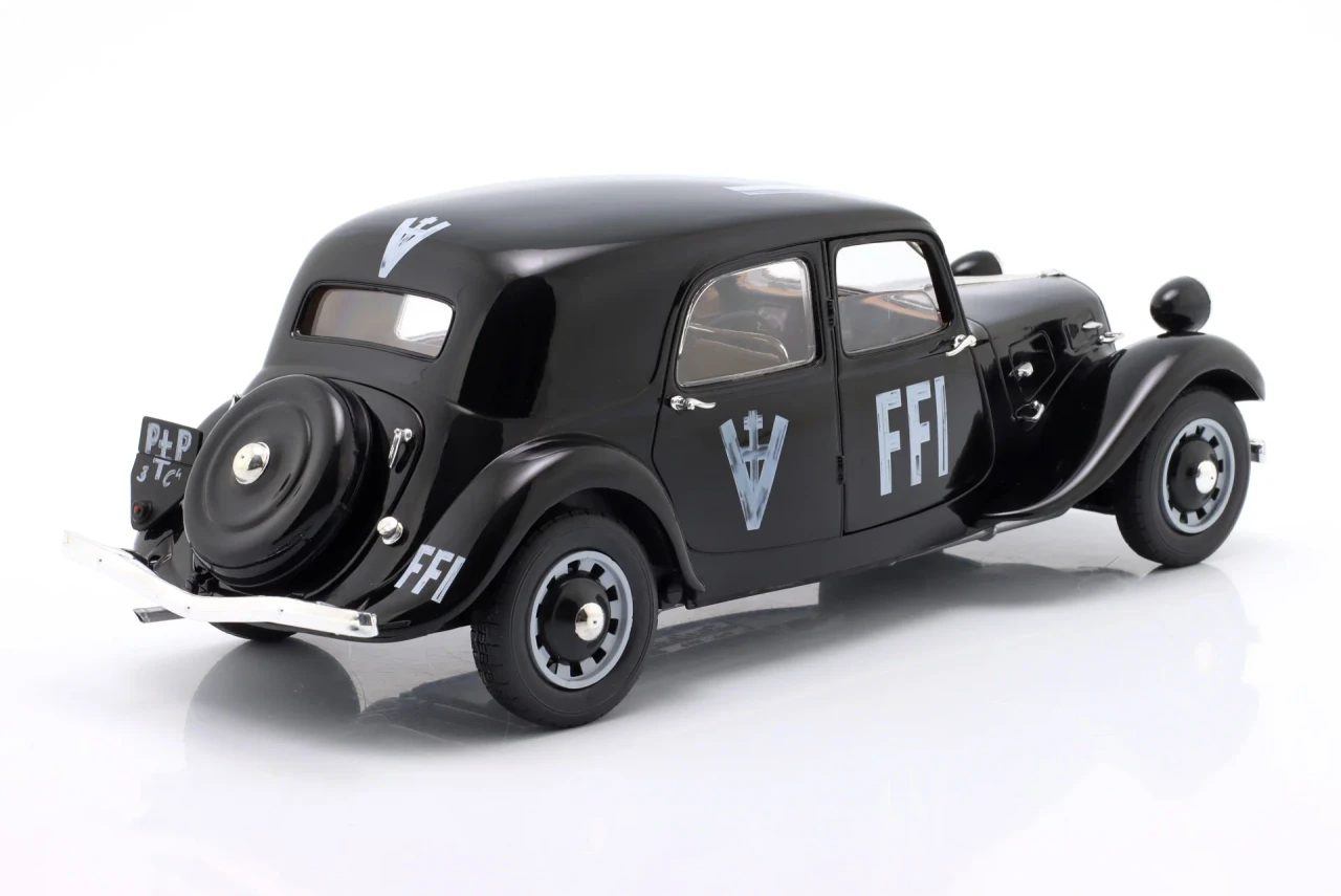 1/18 Solido 1944 Citroen Traction 7 FFI (Black) Diecast Car Model
