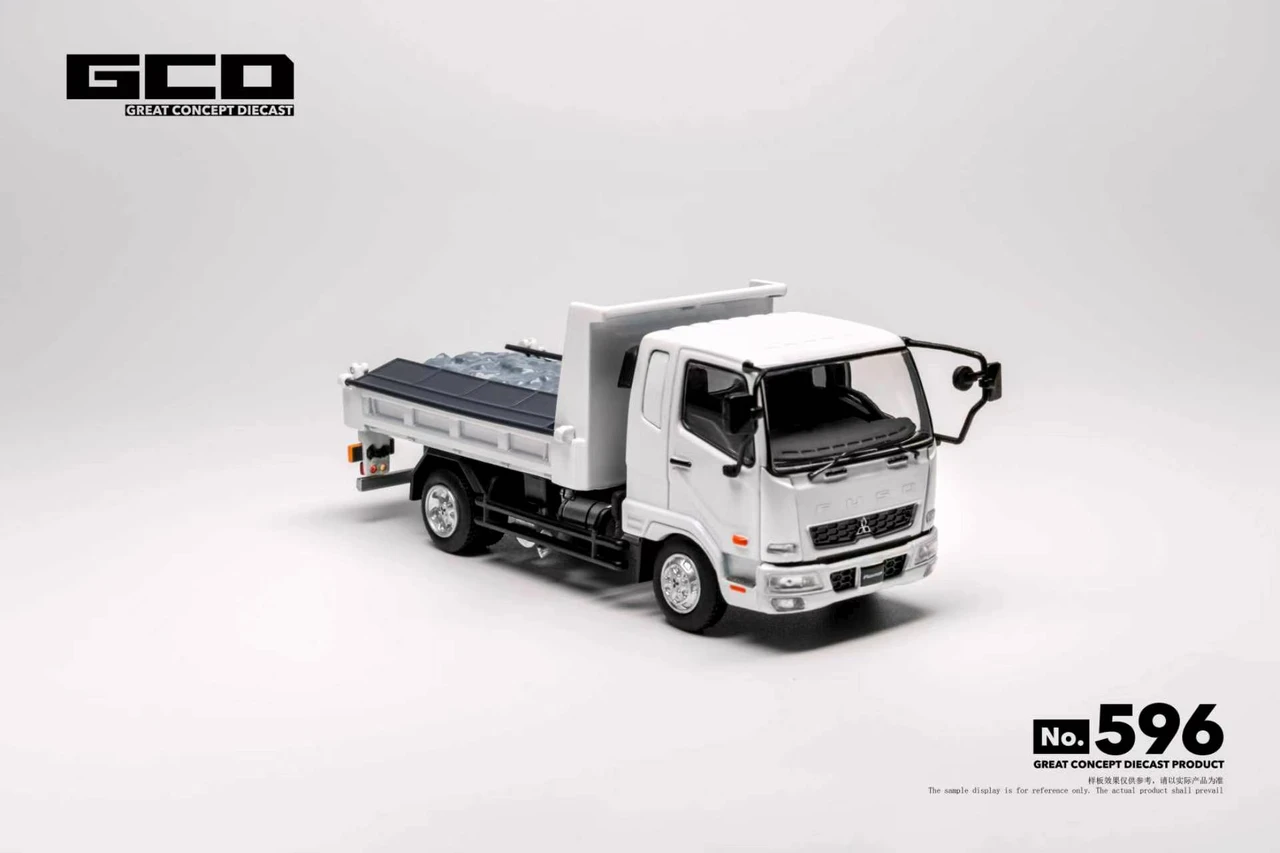 1/64 GCD Mitsubishi Fuso (White) Diecast Car Model with 2 Cargo Accessories: Fine Sand & Stone