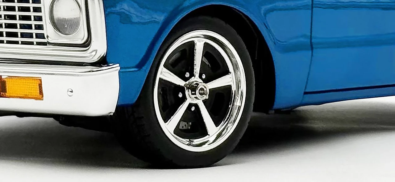 1/18 ACME 18” SS Magnum Wheel & Tire Set Model
