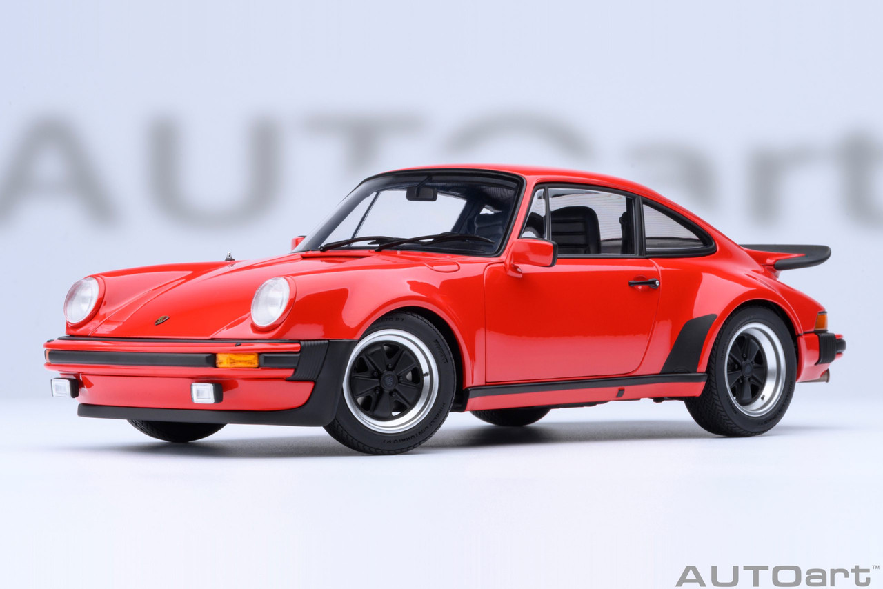 autoart 1/18 ポルシェ911 930 1/18 AUTOart Porsche 911 (930) Turbo 3.0 (Guards Red) Car Model