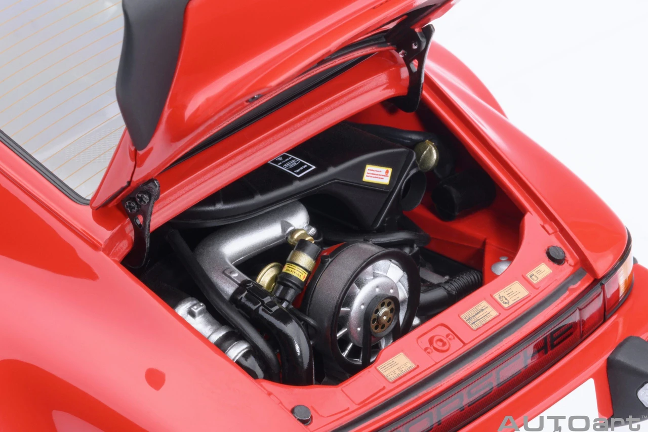 1/18 AUTOart Porsche 911 (930) Turbo 3.0 (Guards Red) Car Model